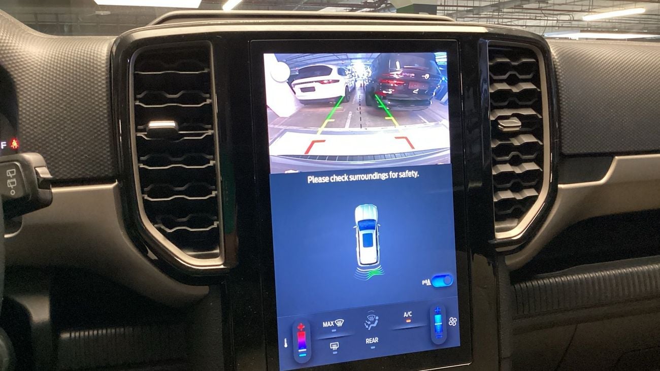 فورد ايفرست XLS | upto AED 20,000 Ramadan Discount | شامل الضمان | 0 ﺪﻔﻋﺓ ﺃﻮﻟﻯ