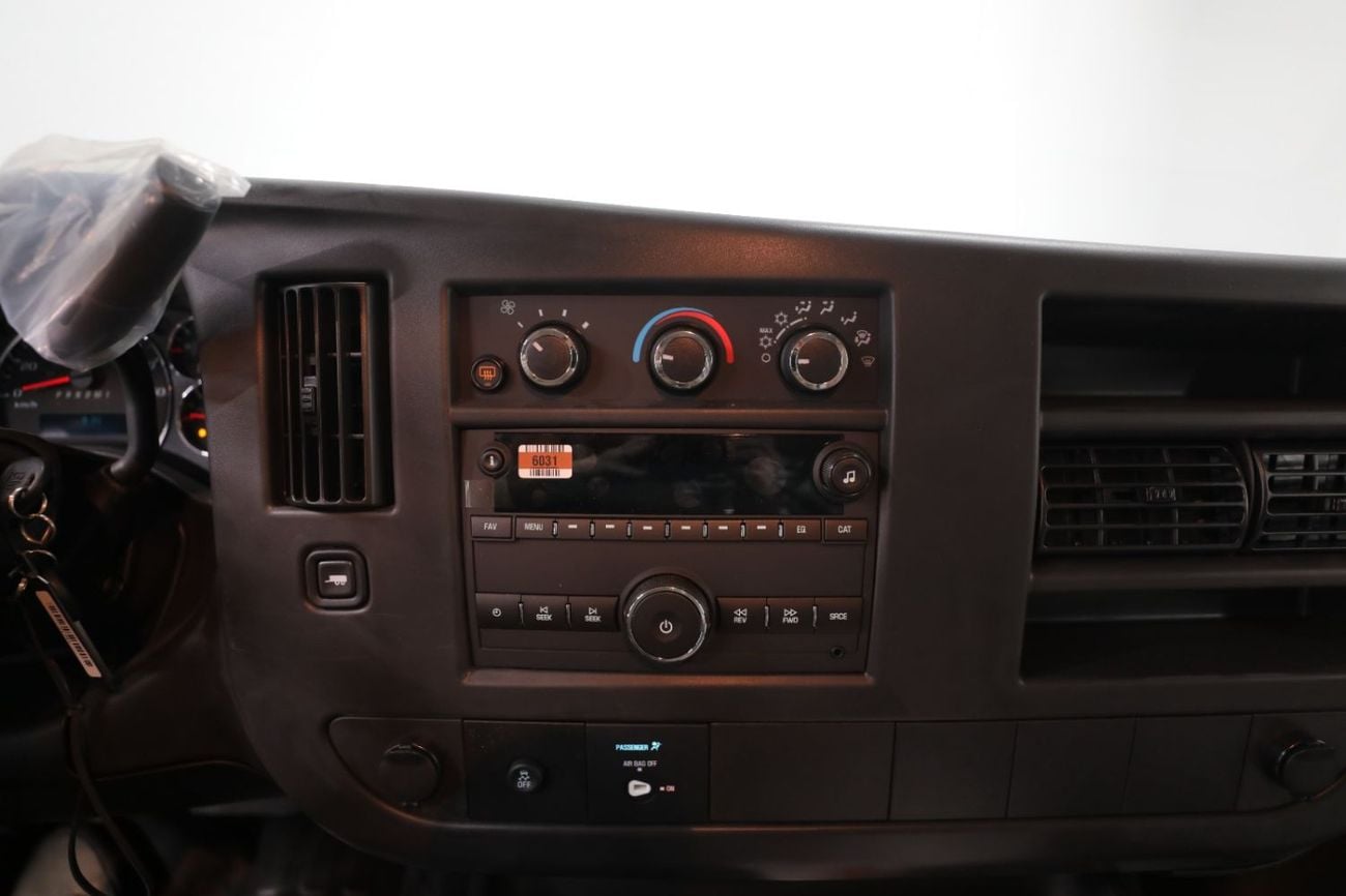 GMC Savana GMC Savana | VAN | V8 6.6L 401 HP | Brand New | Ref#Van