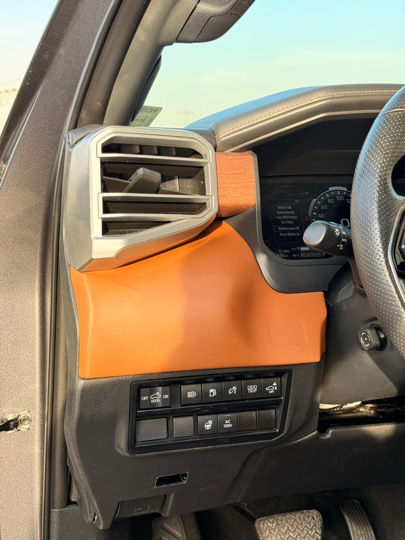 Toyota Tundra  HYBRID 360 Camera, panoramic, head up display 2023