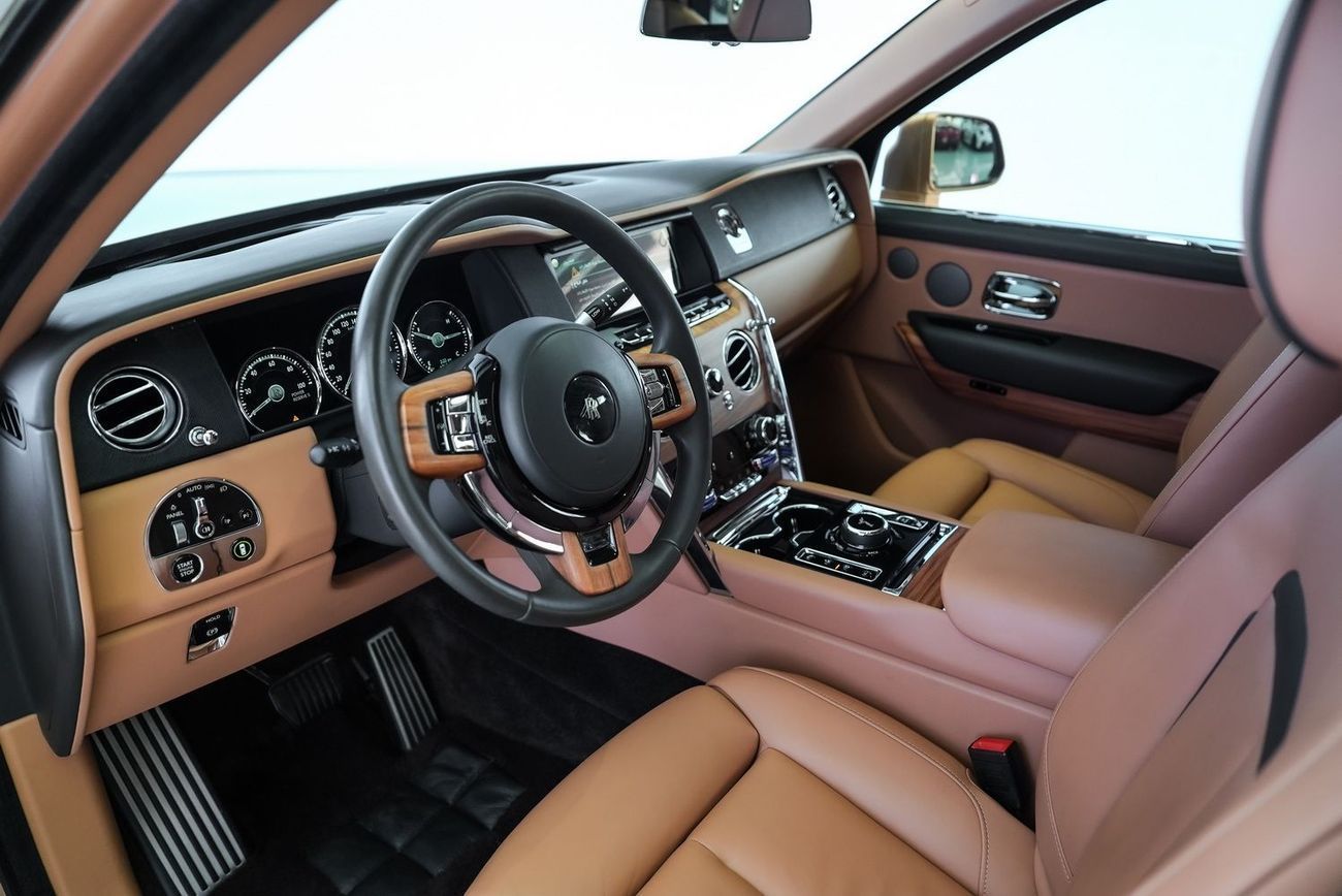 رولز رويس كولينان Rolls Royce Cullinan