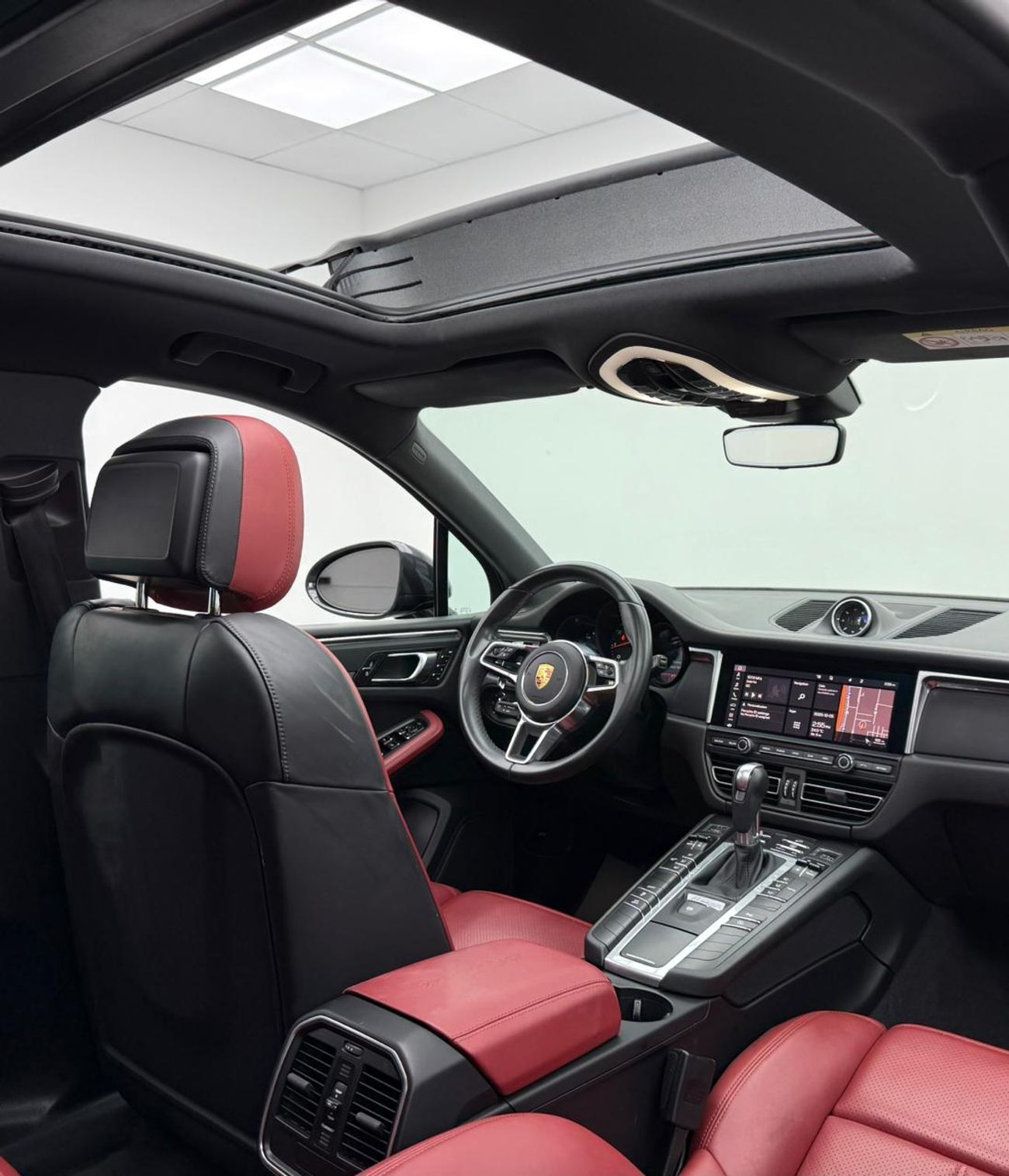 بورش ماكان Std 2.0L (252 HP) 2021 Porsche Macan, Warranty, Full Porsche Service History, Excellent Condition, G