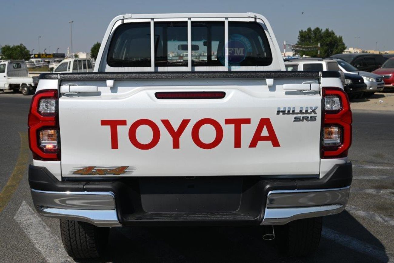 تويوتا هيلوكس Double Cab SR5 2.7L Petrol 4WD Automatic