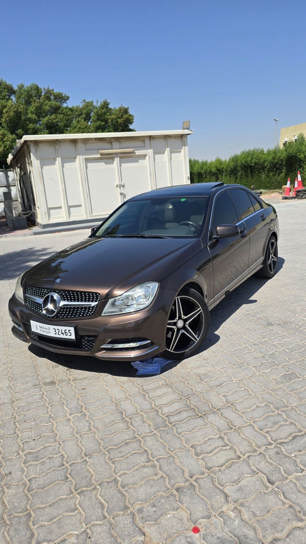 مرسيدس بنز C200 L