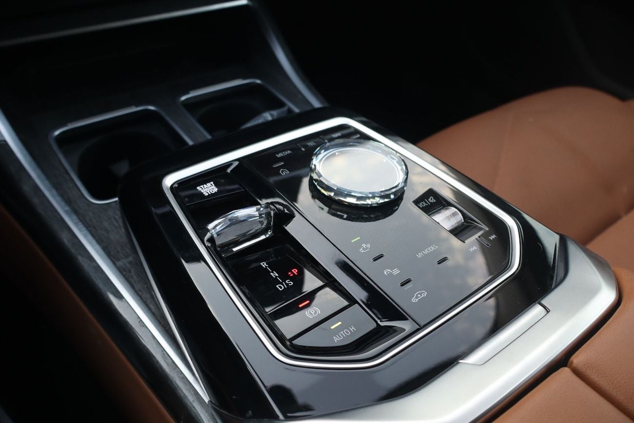BMW 735i EXCLUSIVE PURE EXCELLENCE