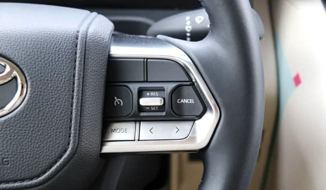 Toyota Land Cruiser 2026 Toyota Land Cruiser LC300 GXR 7-Seater (Without Sunroof) 3.5L V6 Twin Turbo Petrol A/T 4WD Expo