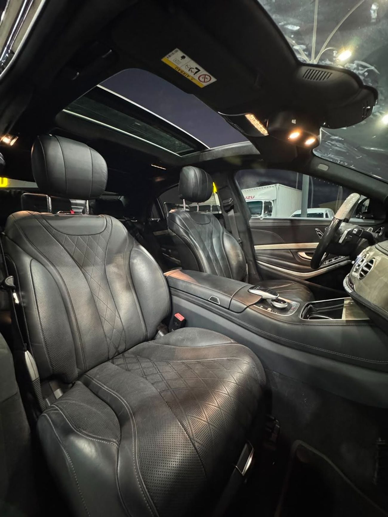 مرسيدس بنز S 550