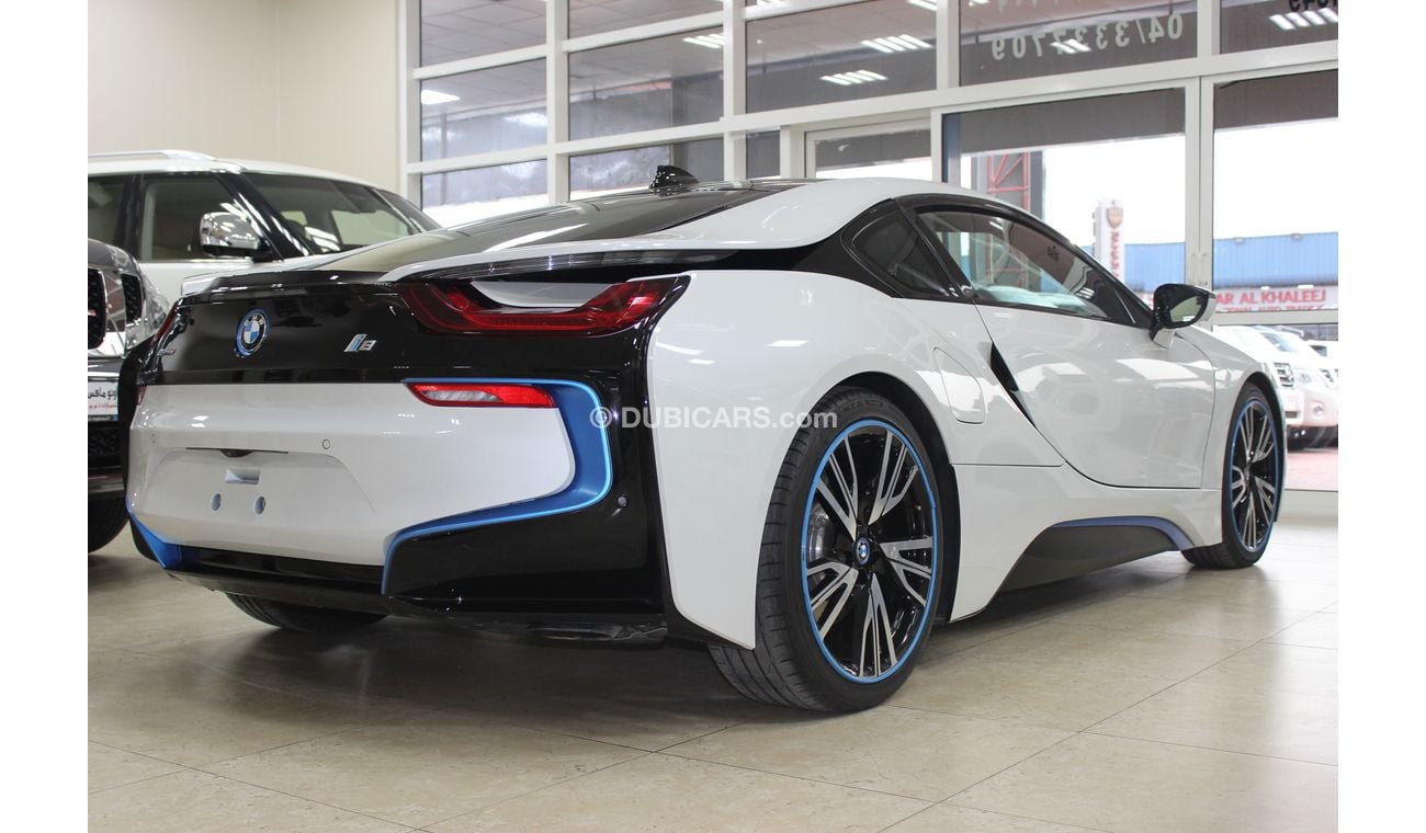 بي أم دبليو i8 (2015) BMW I8 (Inclusive VAT)