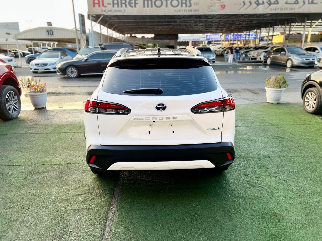 Toyota RAV4 2.5L VXR Hybrid gcc warranty one year bank financie available