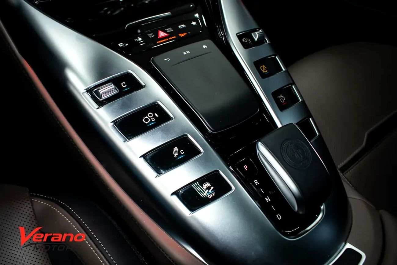 مرسيدس بنز ايه ام جي جي تي 43 Mercedes- GT 43 GCC Spec | Full Options | Under Warranty Service Contract