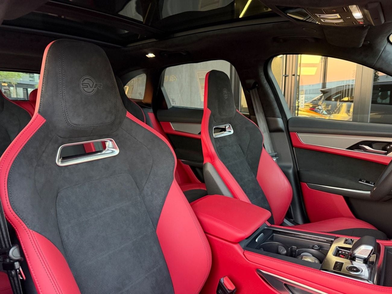 جاكوار F بيس SVR | 2024 | Brand New | GCC Specs | AlTayer warranty till 2031