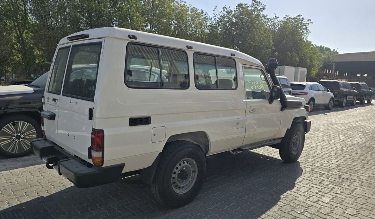 تويوتا لاند كروزر 70 LC 78 HARDTOP 2.8L AT LC78 HARDTOP 3 DOOR 4.L DIESEL V6 LHD | MANUAL | HARDTOP | 3 DOORS | 2026 | BR