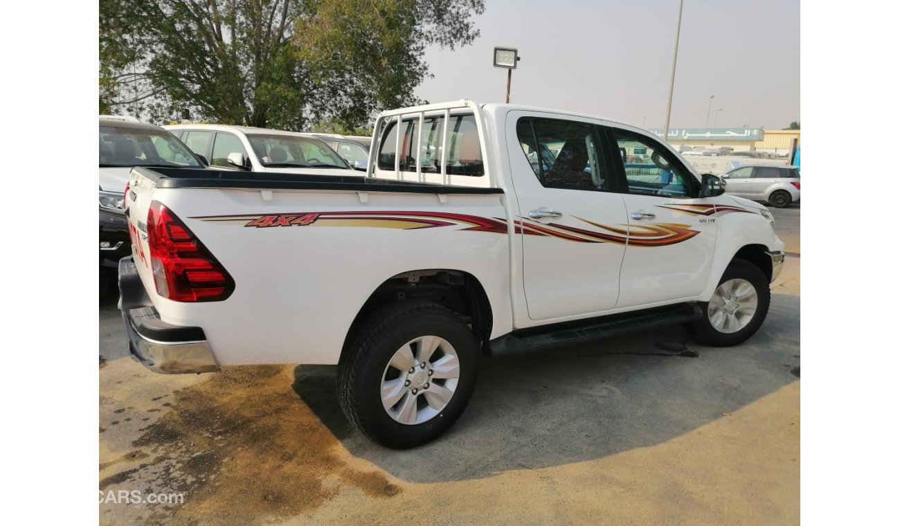 Toyota Hilux 2.7 full option automatic