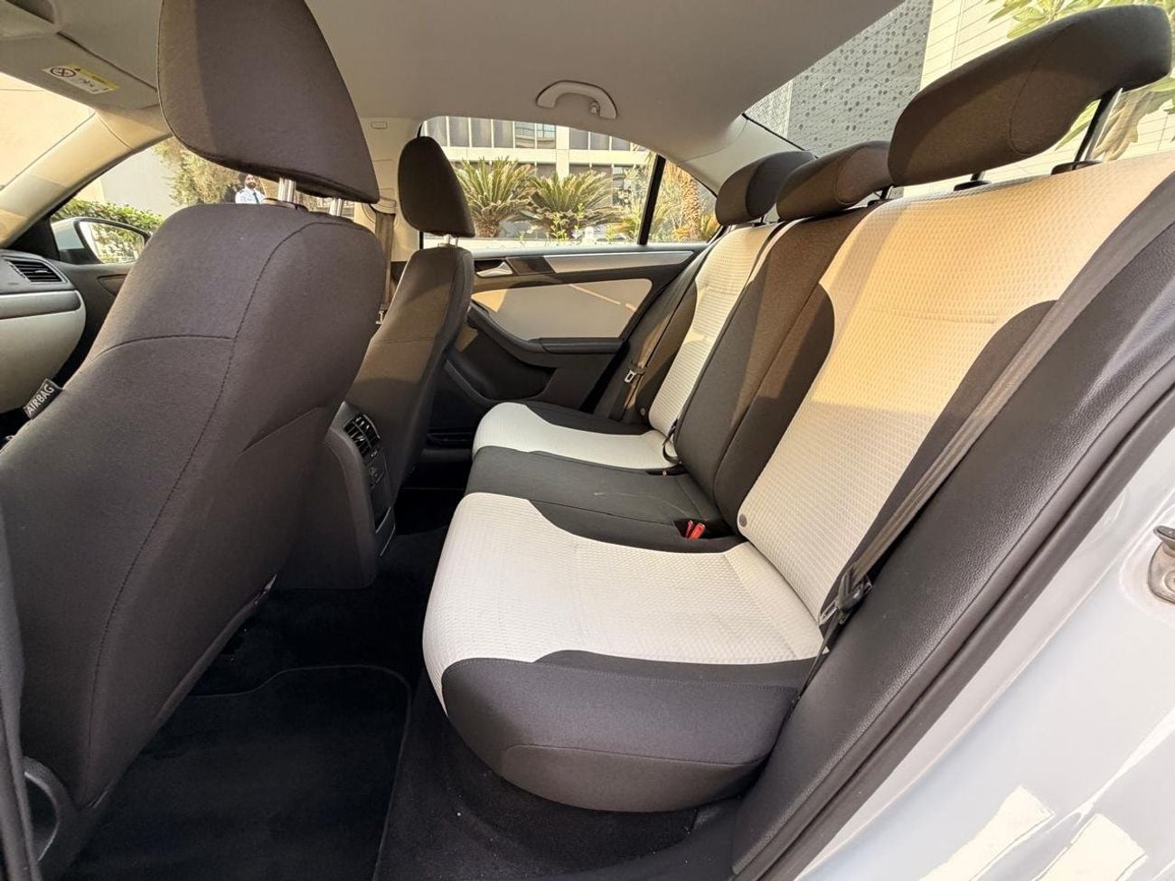 Volkswagen Jetta SE | Low mileage | GCC