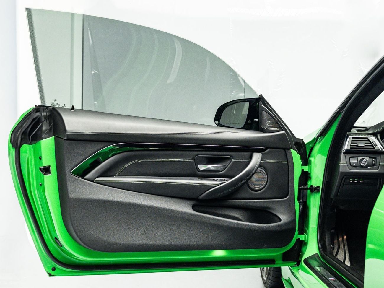 بي أم دبليو M4 Std 3.0L