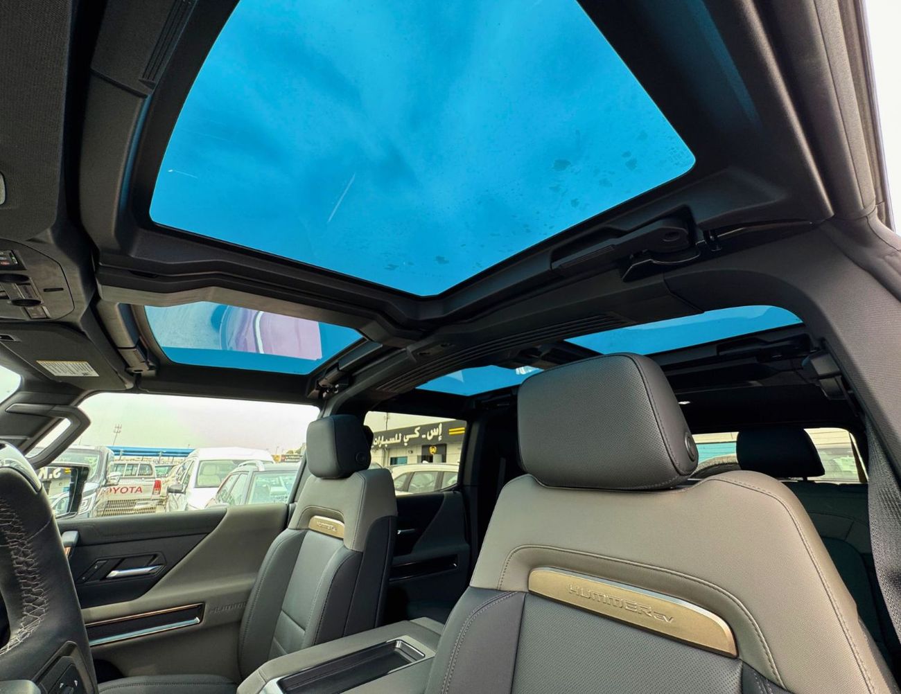 GMC Hummer EV FIRST EDITION  1.5L / ELECTRIC / 360* CAMERA / PANORAMIC ROOF (CODE # 69055)