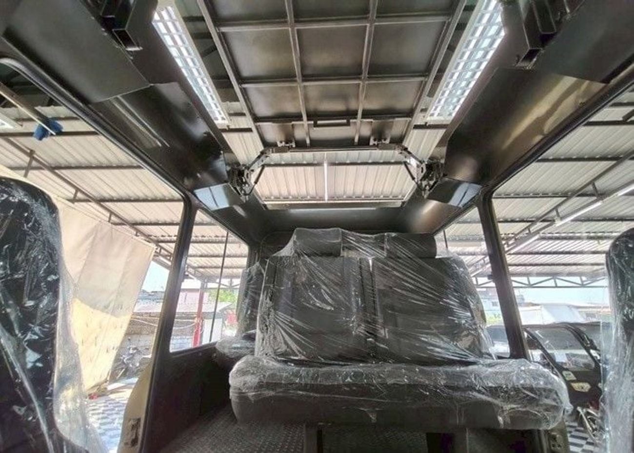 Toyota Hilux Toyota Hilux 2019 RHD diesel 2.4L modified