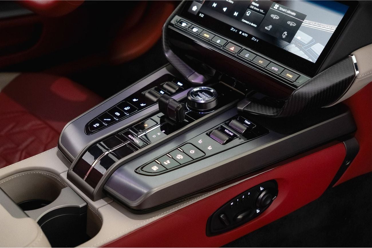 Aston Martin Vanquish STANDARD