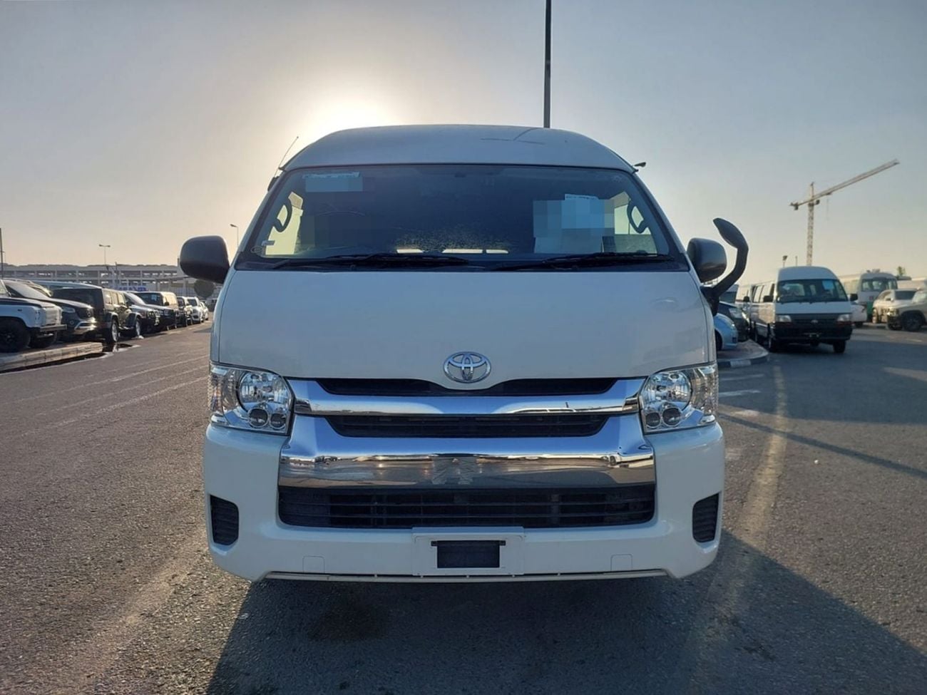 Toyota Hiace TOYOTA HIACE VAN RHD 2015 MODEL 3.0 L DIESEL AUTOMATIC(PM015396)
