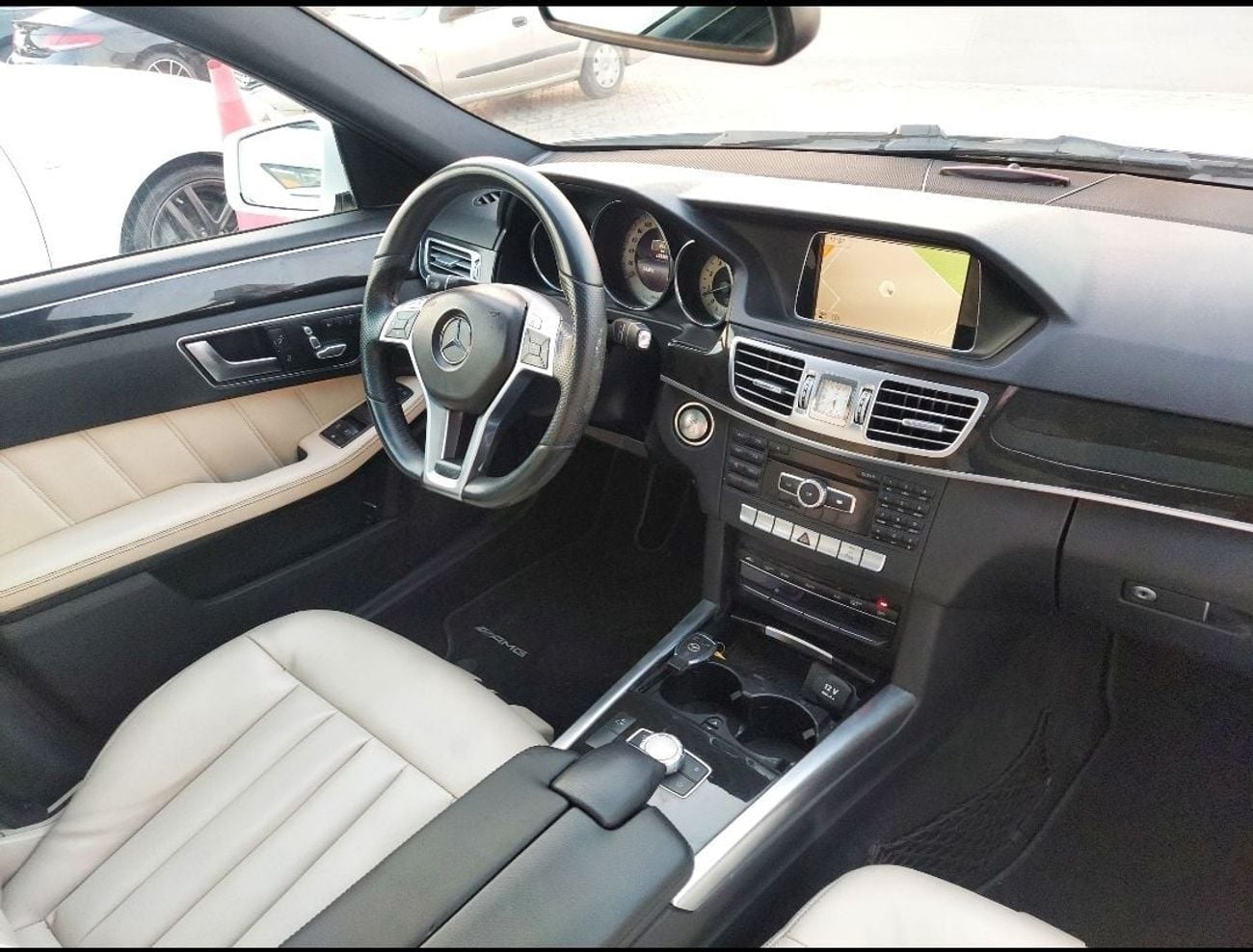 مرسيدس بنز E300 AVANTGARDE SPORT