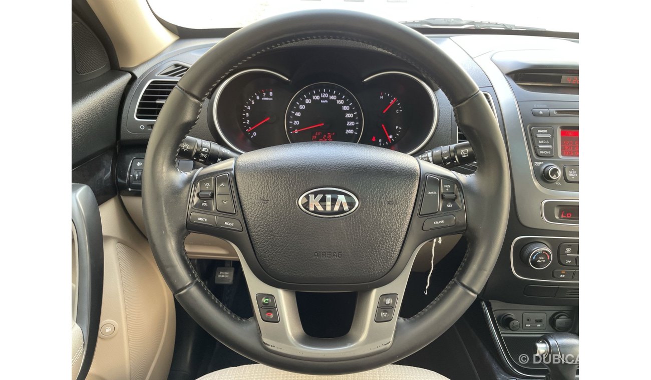 Kia Sorento 2.4L | EX|  GCC | EXCELLENT CONDITION | FREE 2 YEAR WARRANTY | FREE REGISTRATION | 1 YEAR FREE INSUR