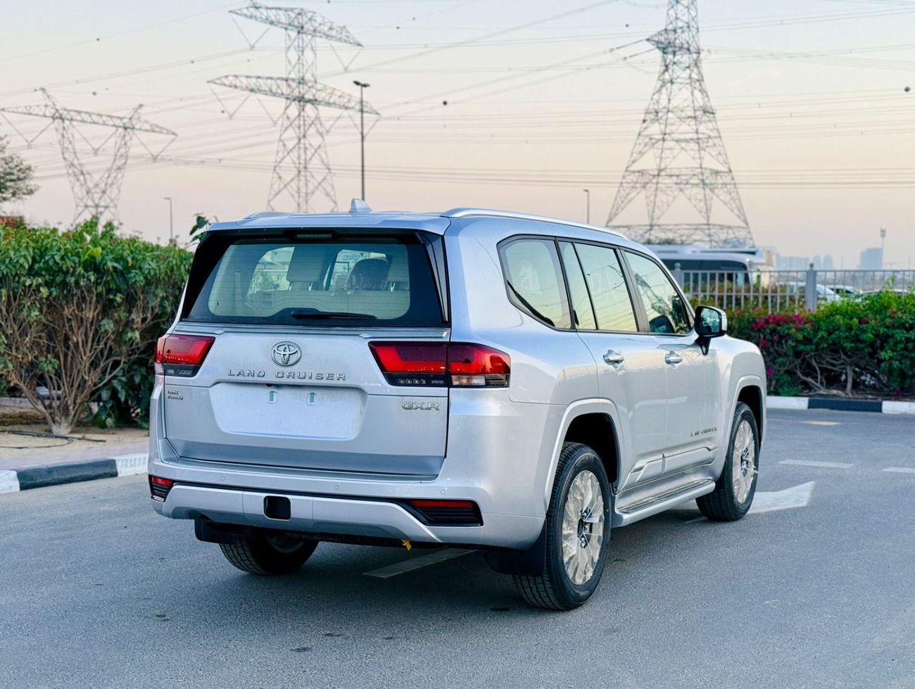 تويوتا لاند كروزر LC300 GXR 3.5TT 2026 GCC Full option