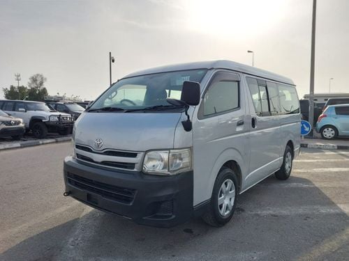 تويوتا هاياس TOYOTA HIACE COMMUTER VAN RHD 2011 MODEL 2.7 L PETROL AUTOMATIC(PM24057)
