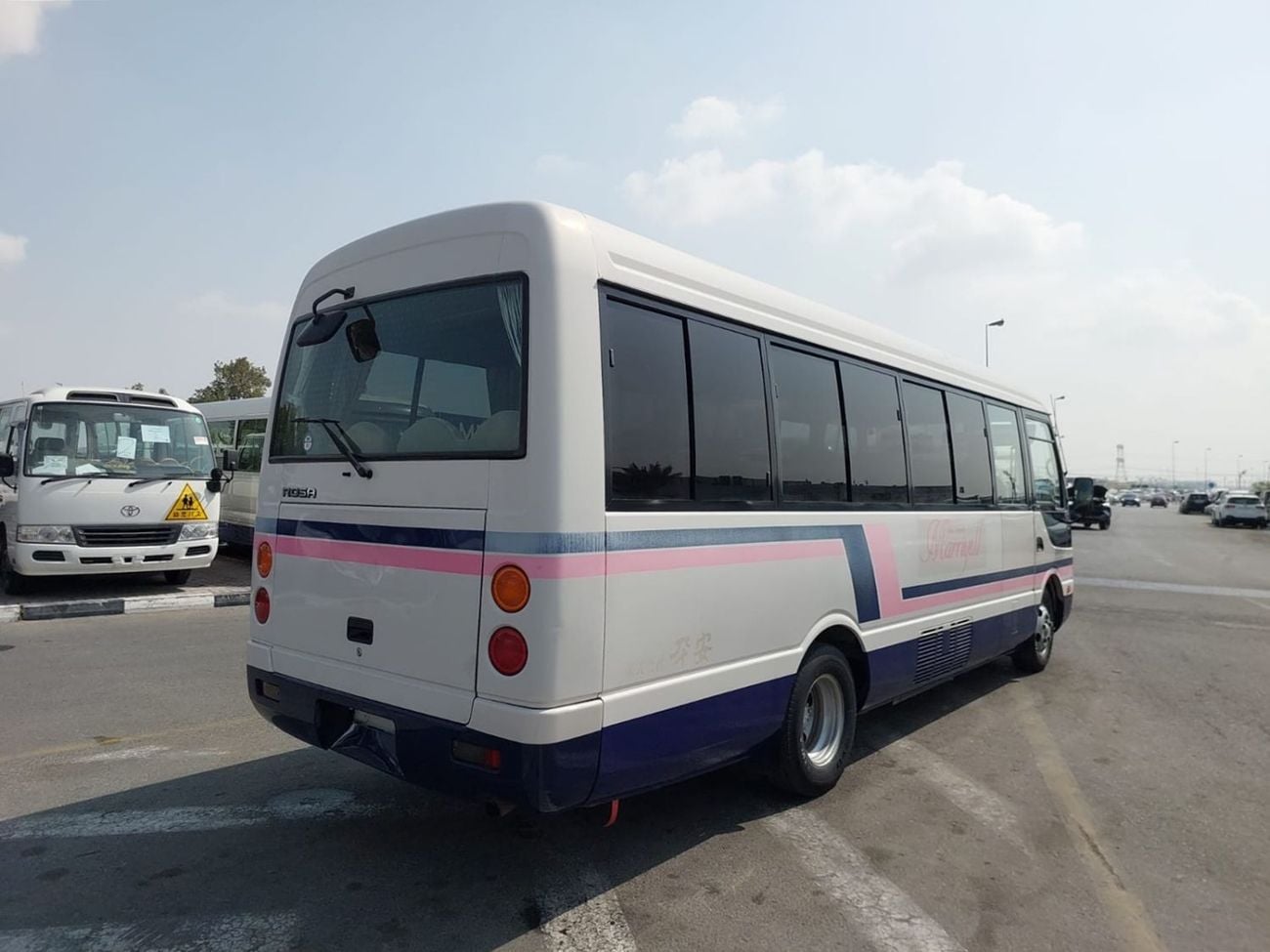 ميتسوبيشي روزا (RAMADAN OFFER) MITSUBISHI ROSA BUS RHD 2004 MODEL 4.9 L DIESEL MANUAL(PM00020)