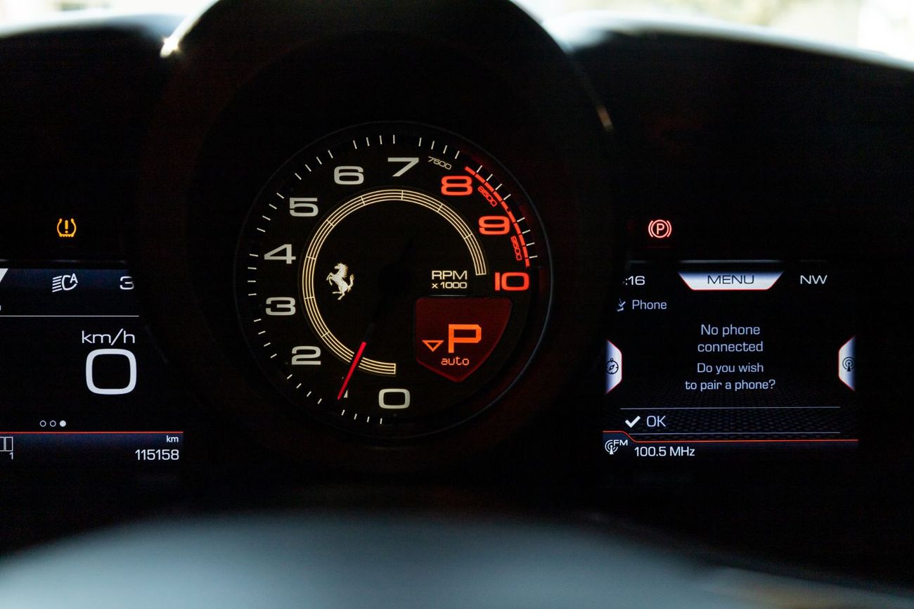 Ferrari F8 Tributo 3.9T V8