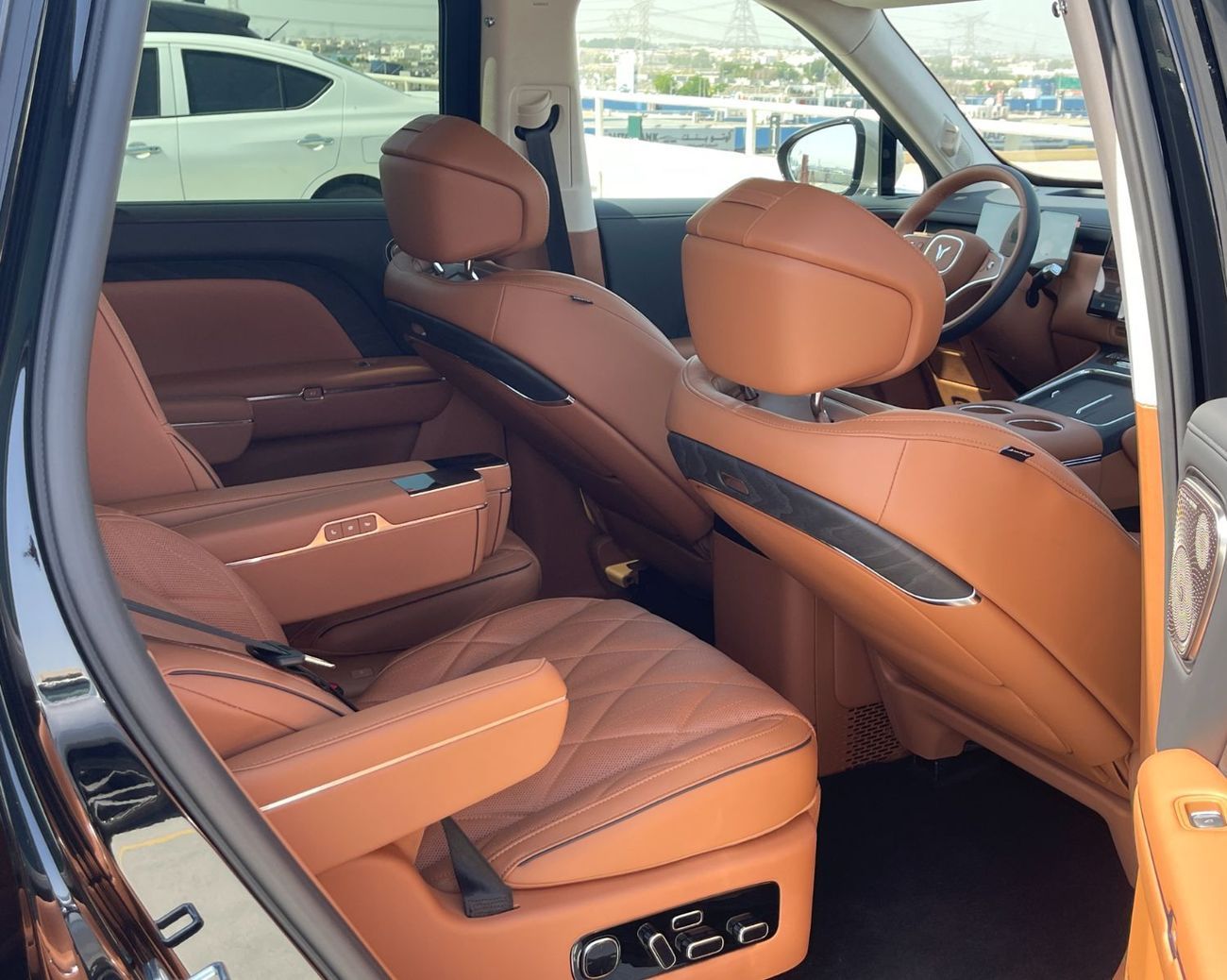Voyah Taishan 1.5L- 4CYL HYBRID.ELECTRIC RANGE 370 AND COM.RANGE 1,400KM