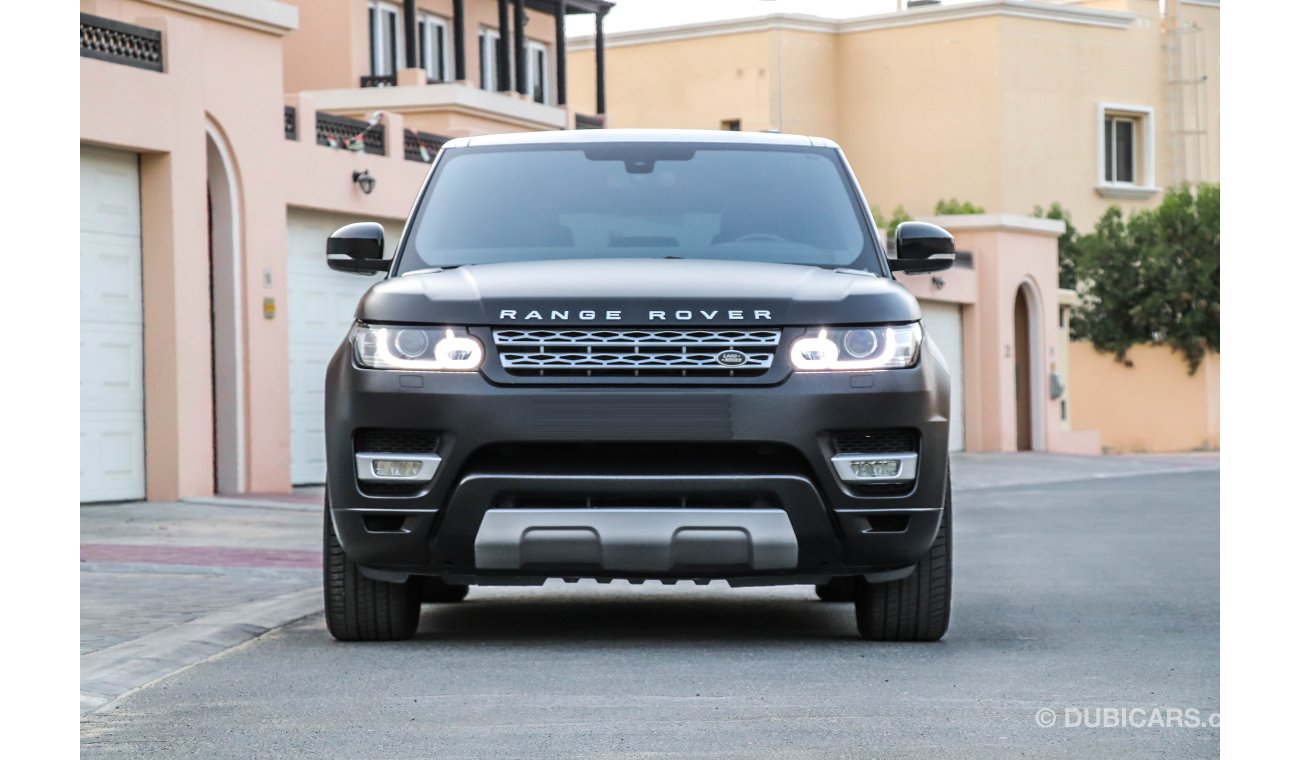 Land Rover Range Rover Sport HSE 2015 GCC under Agency Warranty with Zero Down-Payment.