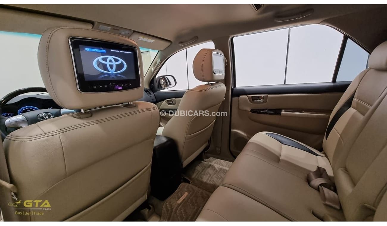 تويوتا فورتونر 2015 Toyota Fortuner 4.0 V6 TRD, Warranty, Service History, Low KMs, GCC