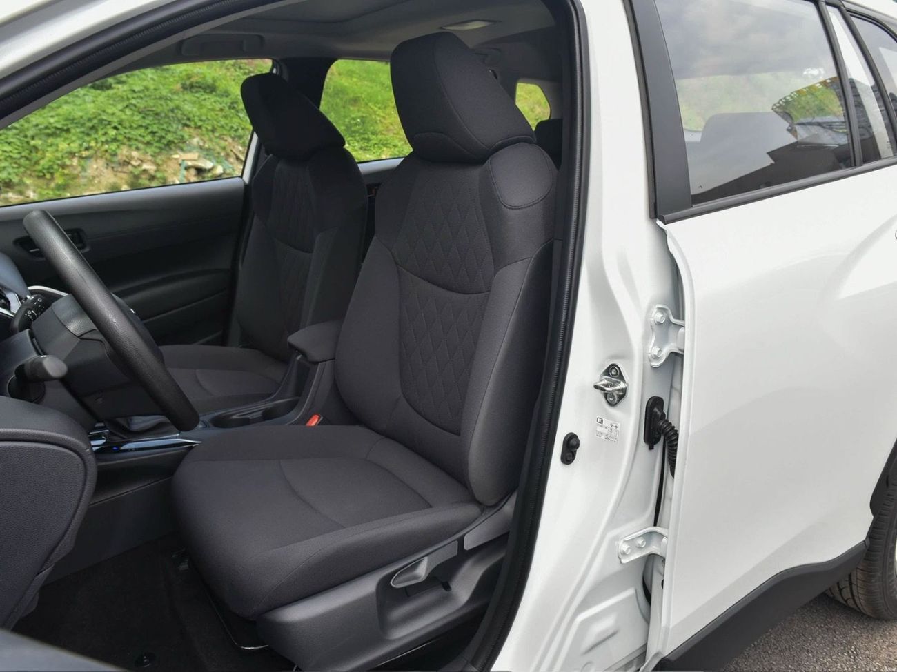 Toyota Corolla Cross TOYOTA COROLLA CROSS ELITE 2.0L PETROL MODEL 2025