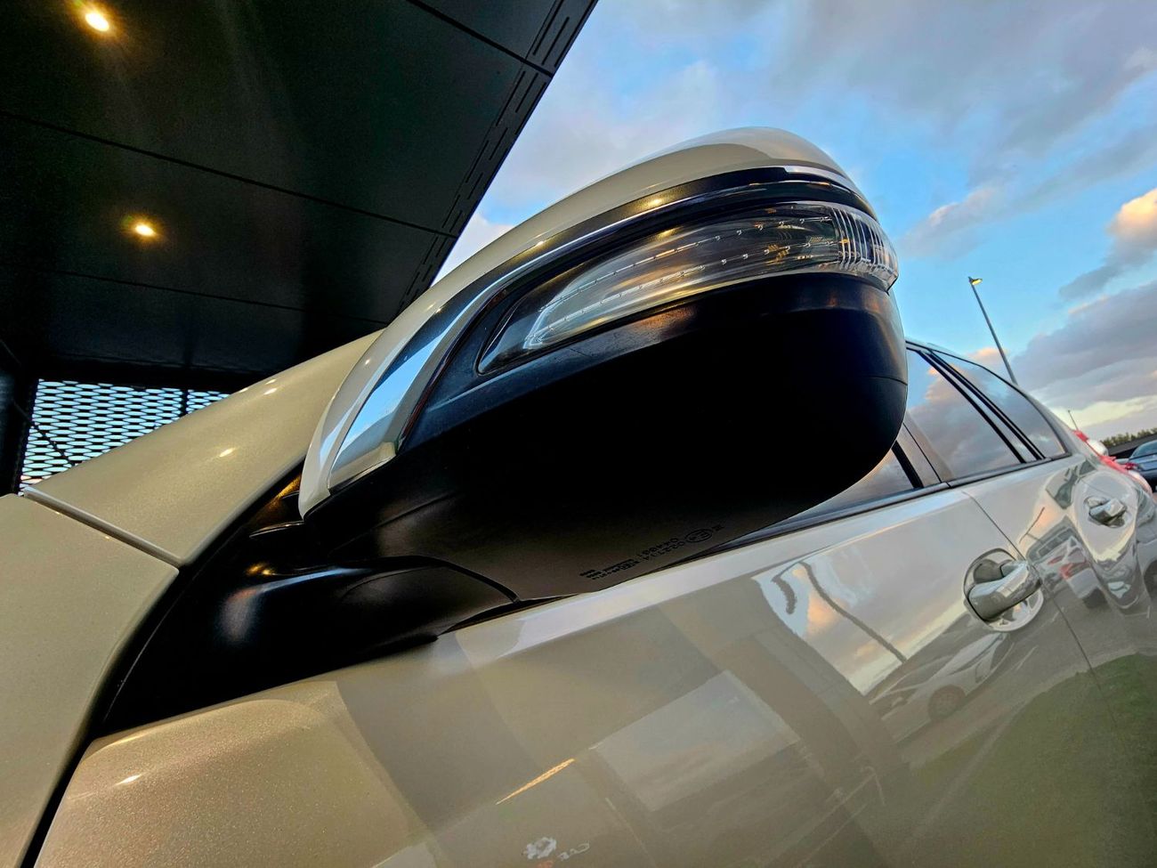 تويوتا برادو GXR/ SUNROOF/ ELECTRIC LEATHER SEATS/ FULL OPT/ V6 4.0 4WD/ LOW MILEAGE