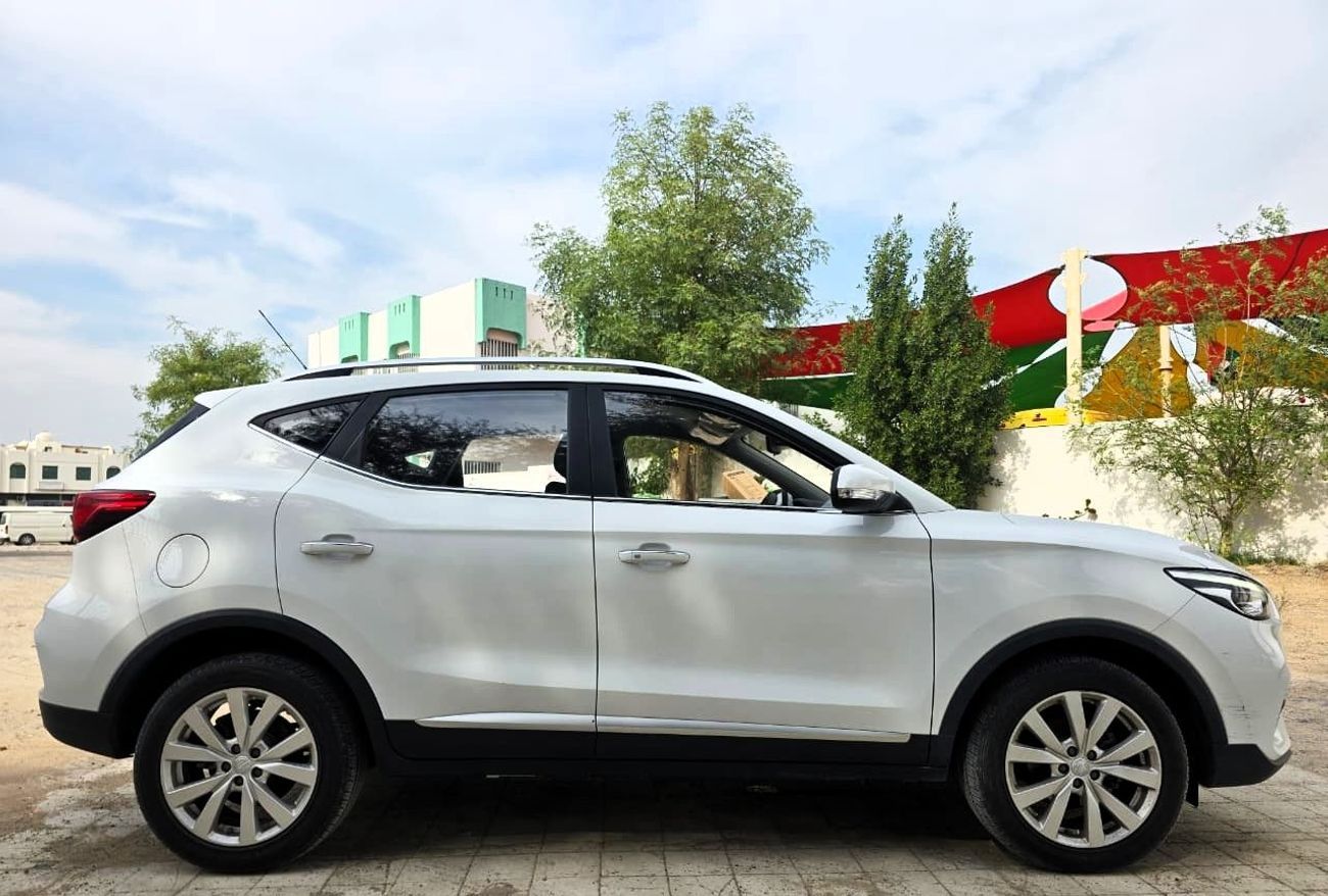 أم جي ZS USED MG ZS COMFORT 1.5L A/T FWD White 2025 model