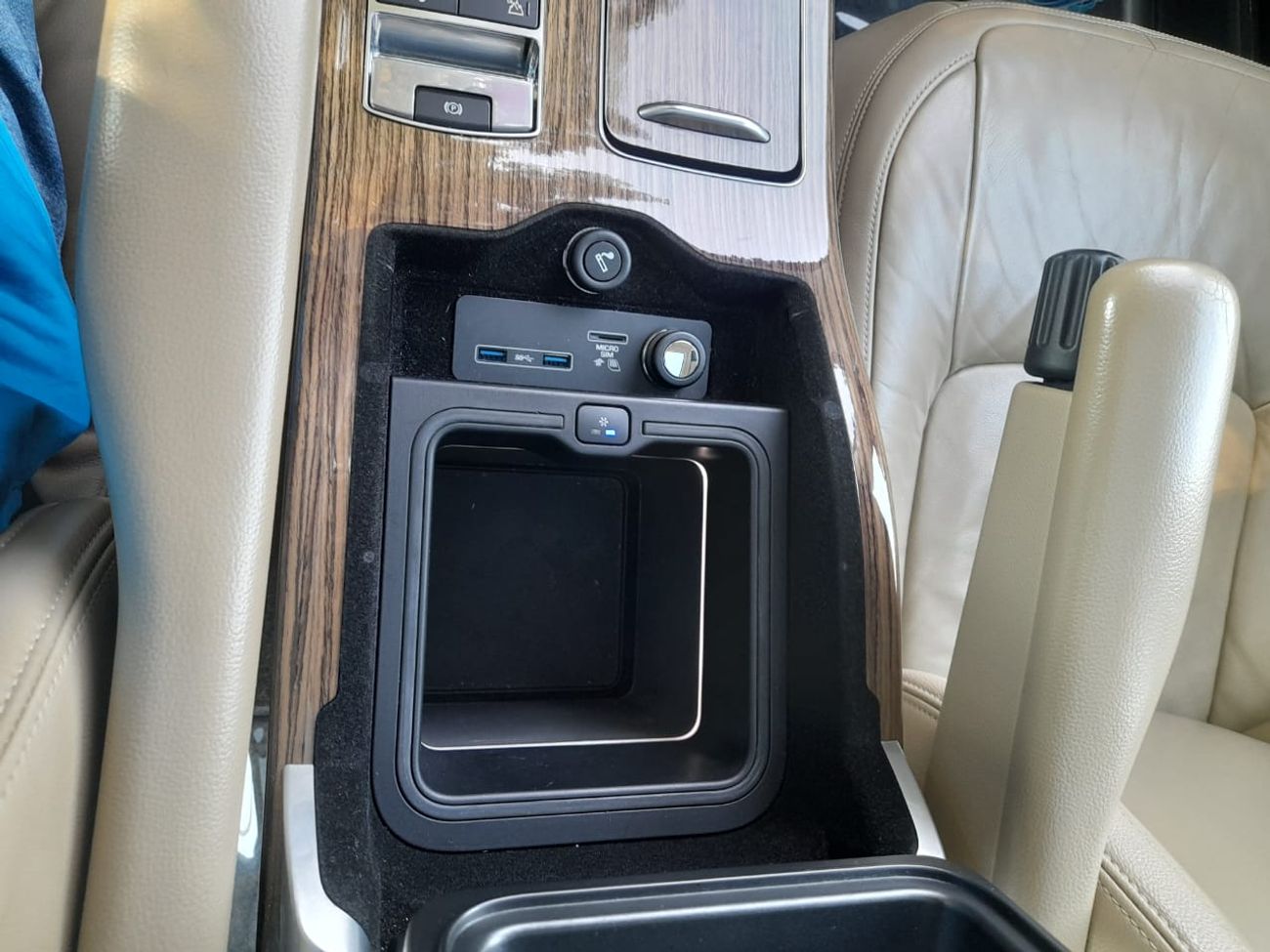 لاند روفر رينج روفر Land Rover Range Rover HSE Model Year- 2019 Kilometer- 159,400 Well-maintained car in excellent cond