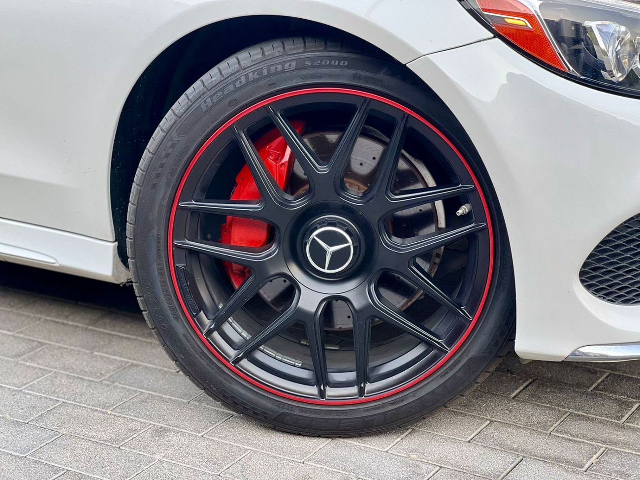 Mercedes-Benz C 300 Luxury Mercedes-Benz C300 COUPE 2017