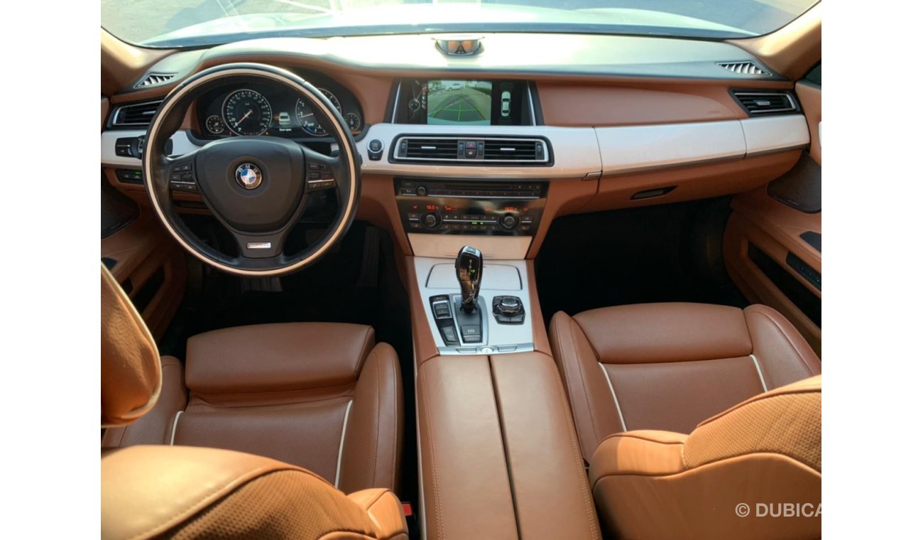 BMW 750Li Li **2013**