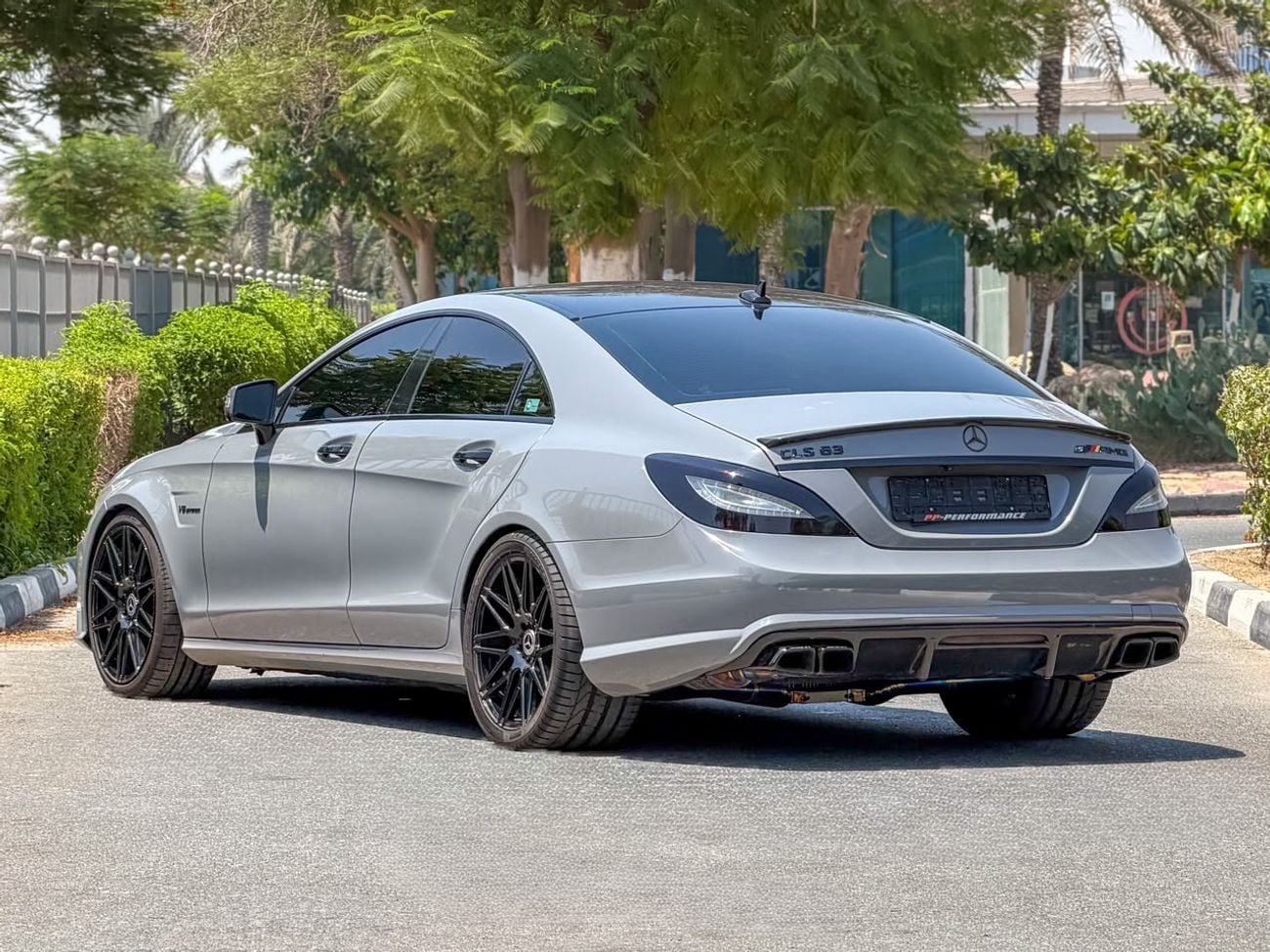 مرسيدس بنز CLS 63 AMG STD STD