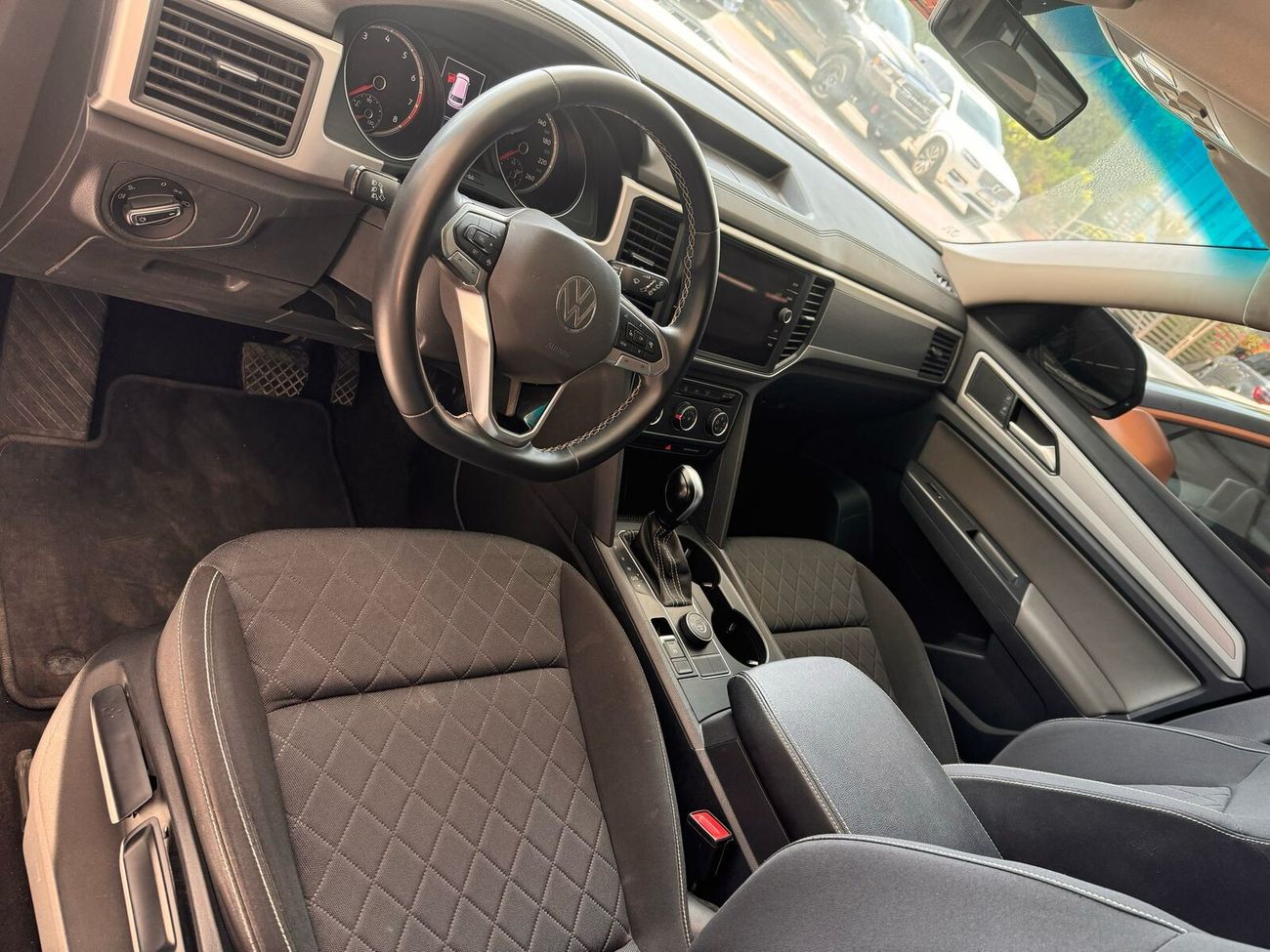 فولكس واجن تيرامونت S 2.0L