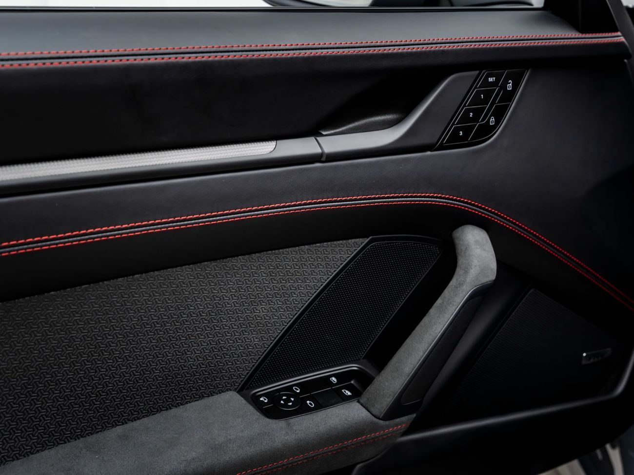 بورش 911 Carrera GTS