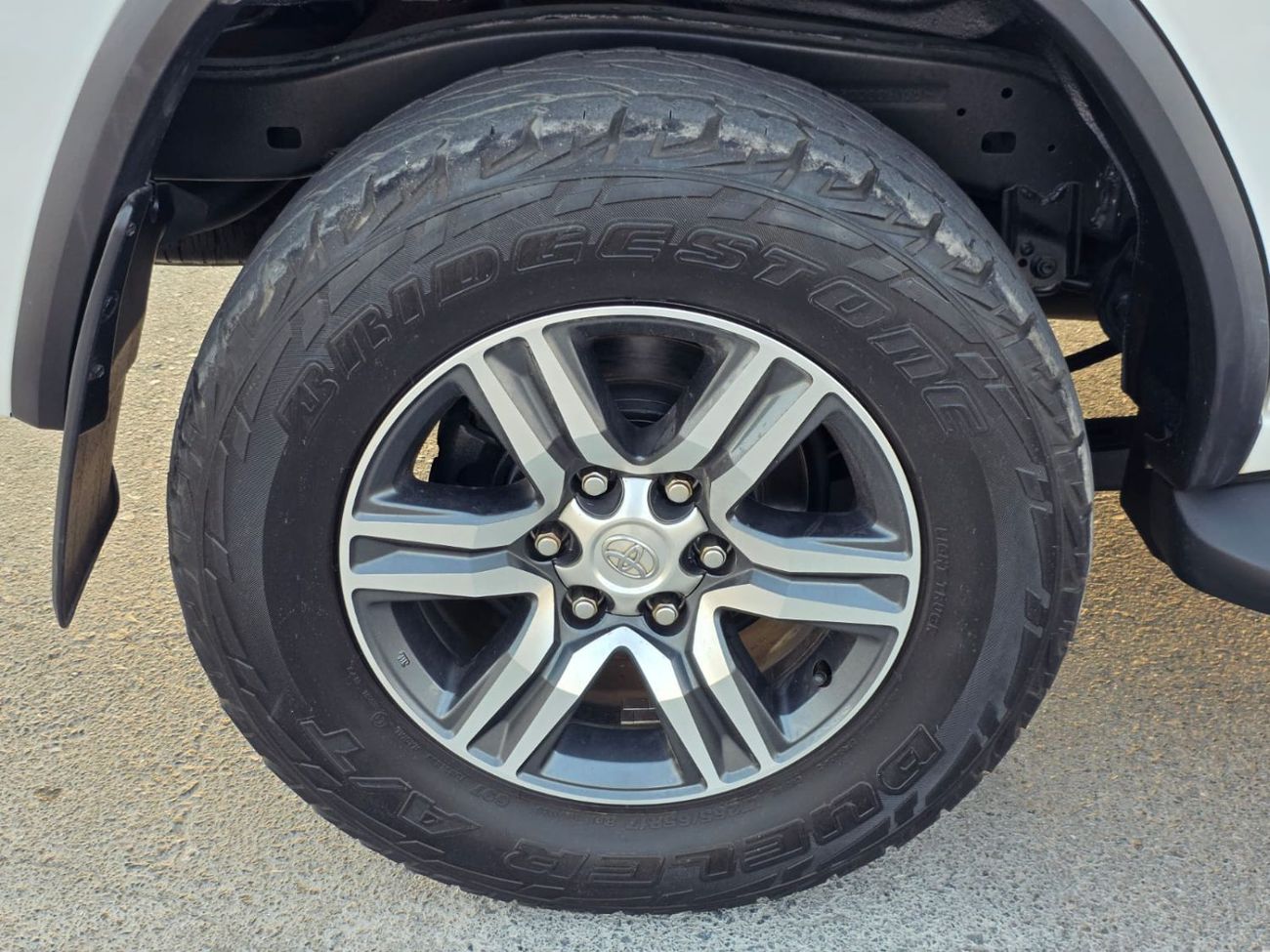 Toyota Fortuner 2022 | RHD | 2.8L DIESEL ENGINE | AUTOMATIC TRANSMISSION | BULL BAR INSTALLED