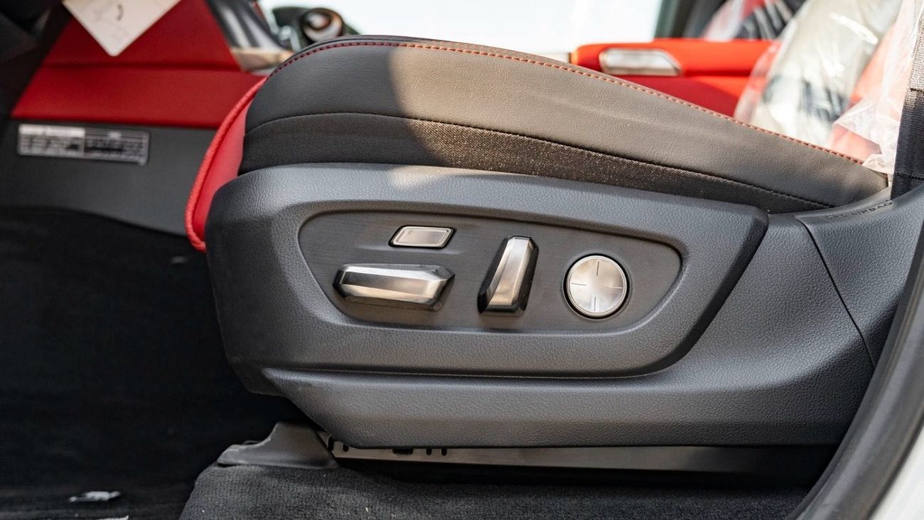 لكزس LX 600 F sport