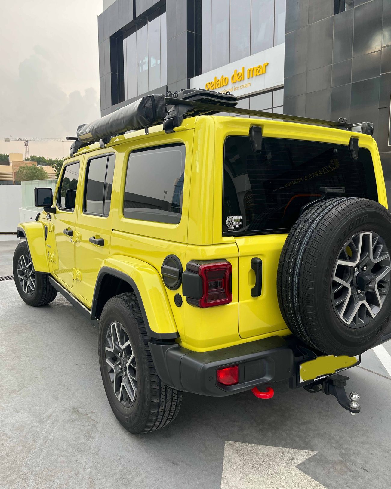 جيب رانجلر Unlimited Sahara 2.0L A/T