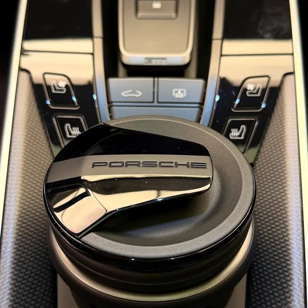 بورش 911 Turbo S 3.8L (530 HP) Convertible 911 TURBO S GCC NARDO GRAY