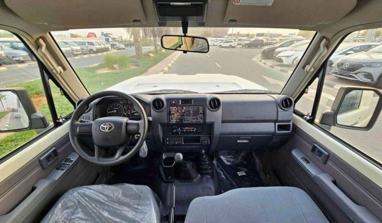 تويوتا لاند كروزر 70 LC 78 HARDTOP 2.8L MT Land cruiser hard top Lc78 4.2L diesel V6 MY2024 3DOORS FOR EXPORT.ONLY