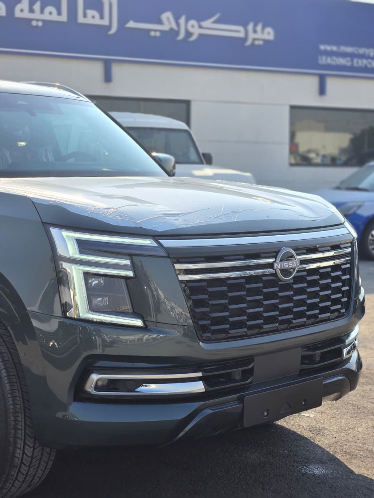 نيسان باترول PETROL A/T FULL OPTION