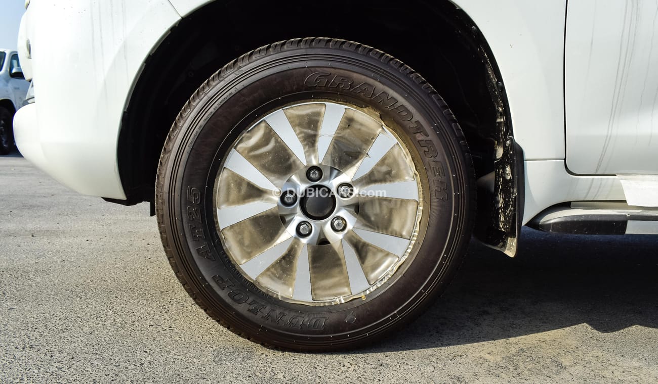 Toyota Land Cruiser GX.R V6