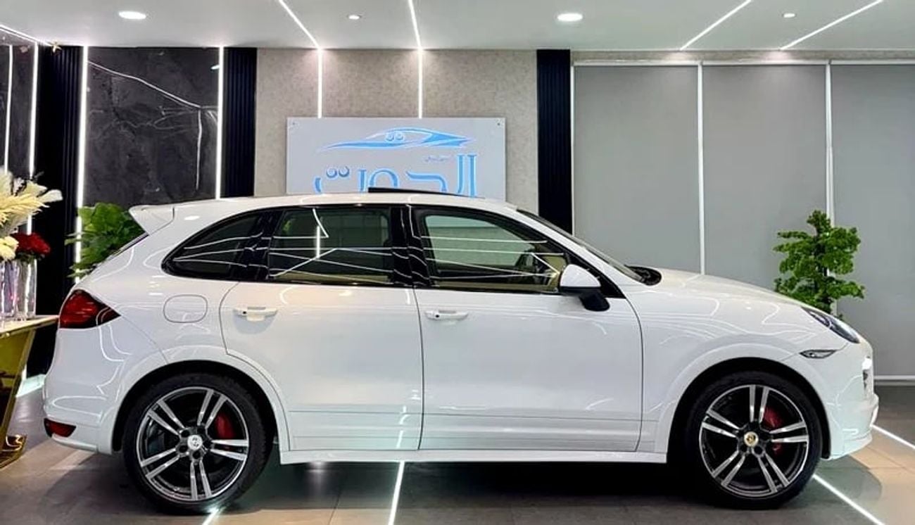 بورش كايان GTS AMAZING GTS V8 || GCC || FULLY LOADED || PERFECT CONDITION || RADAR
