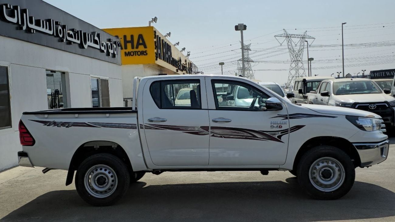 Toyota Hilux GL 2 2.4L 4WD TOYOTA HILUX DOUBLE CABIN 4WD  MT  2.4L DSL 2025
