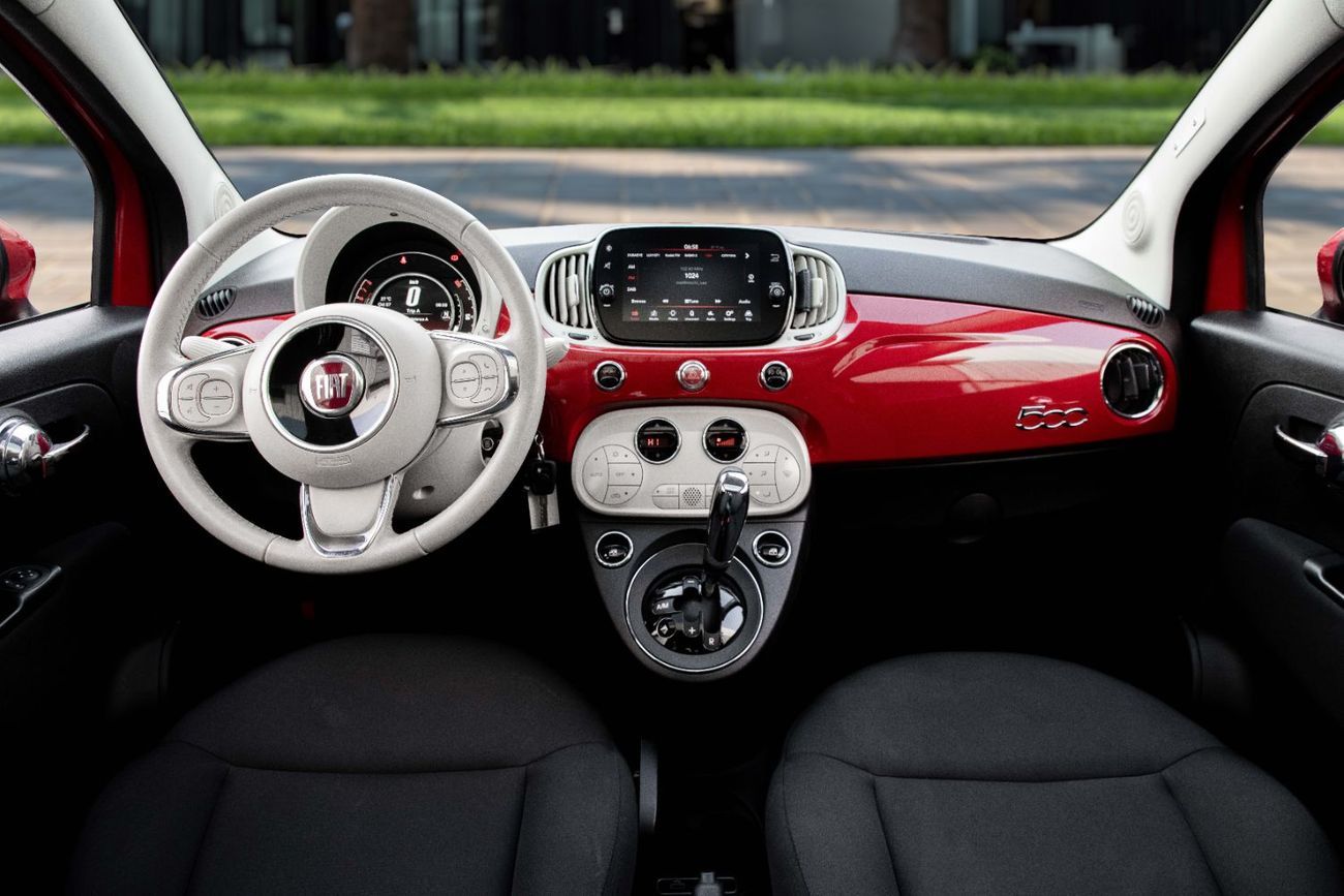 فيات 500 500 Connect | 980 P.M | 0% Downpayment | Low KM!